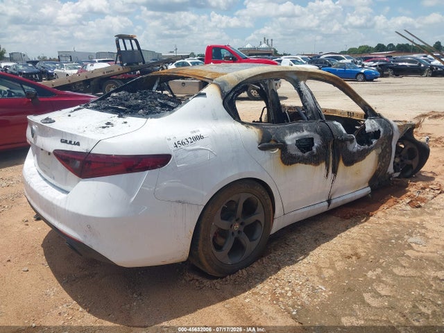 Продажа на аукционе авто 2019 Alfa Romeo Giulia Rwd, vin: ZARFAMANXK7622498, номер лота: 45632006