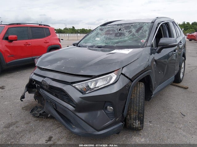 Toyota Rav4 Xle 2020 2T3W1RFV7LC055772 Image 2