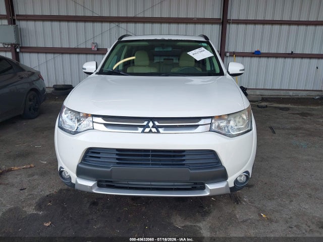 Продаж на аукціоні авто 2015 Mitsubishi Outlander Se, vin: JA4AZ3A39FZ002638, номер лоту: 45632060