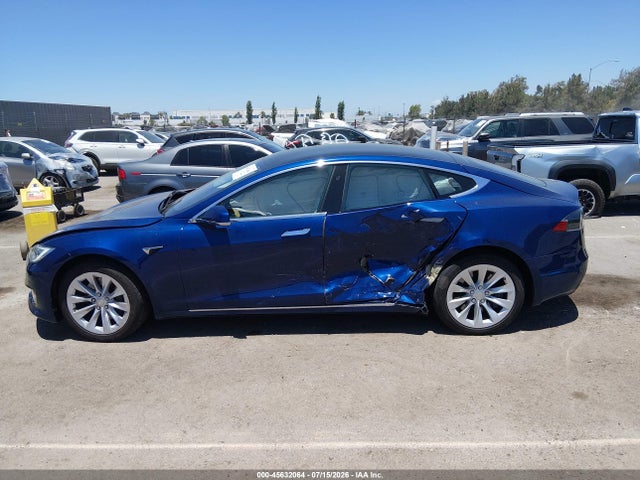 Tesla MODEL S 2018 5YJSA1E26JF295646 Image 18