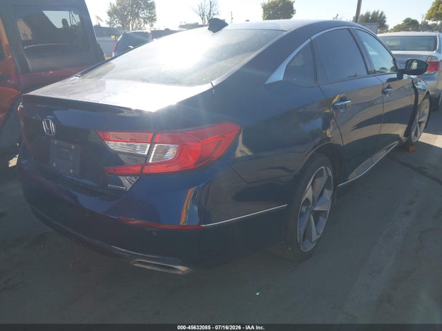 1HGCV1F96JA015285 Honda Accord Touring