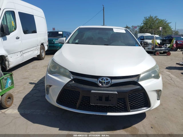 4T1BF1FK5GU117495 Toyota CAMRY XSE