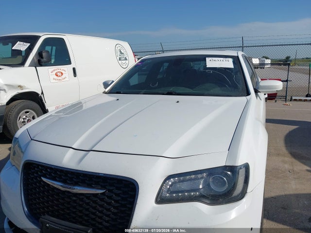 Aukcja sprzedaży 2018 Chrysler 300 300s Awd, vin: 2C3CCAGGXJH181820, numer aukcji: 45632139