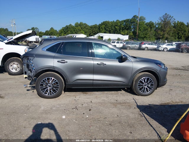 1FMCU0E19SUA67402 Ford Escape Phev