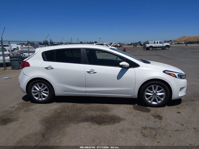 KIA FORTE LX 2017 KNAFK5A82H5706324 Image 14