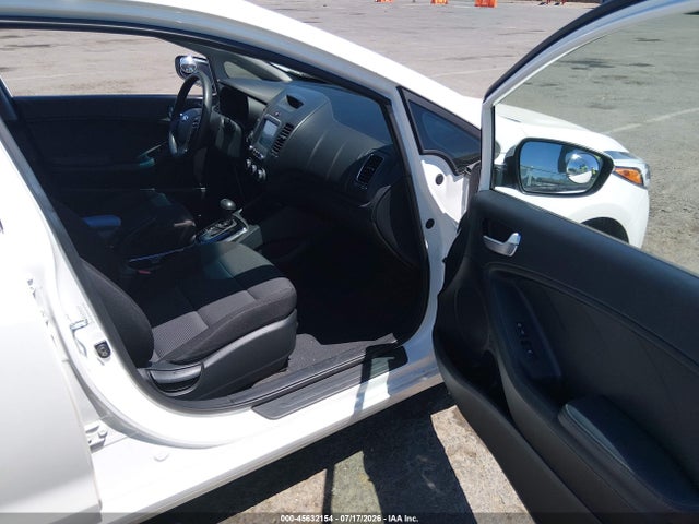 KIA FORTE LX 2017 KNAFK5A82H5706324 Image 5