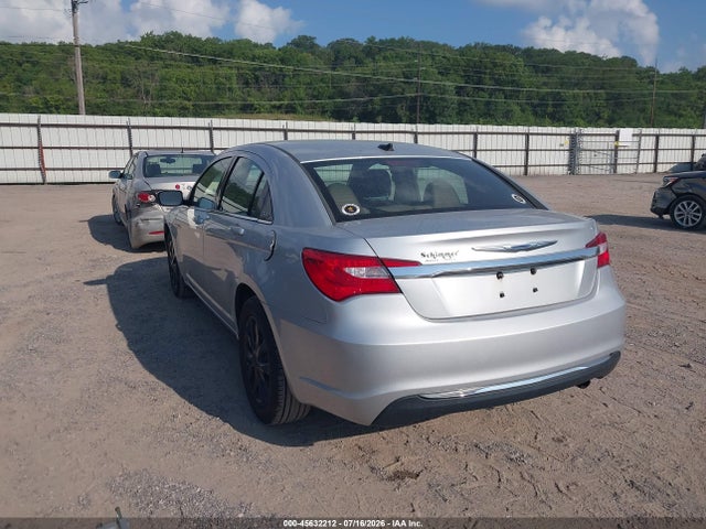 2012 Chrysler 200 Lx მანქანა იყიდება აუქციონზე, vin: 1C3CCBAB2CN138957, აუქციონის ნომერი: 45632212