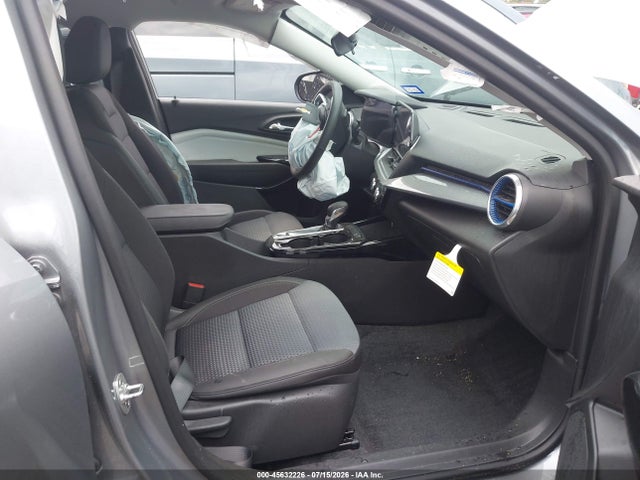 Продажа на аукционе авто 2024 Chevrolet Trax Fwd Lt, vin: KL77LHE2XRC222472, номер лота: 45632226