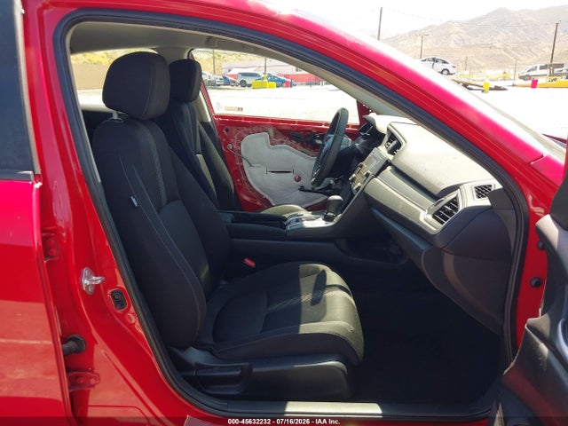 Продаж на аукціоні авто 2018 Honda Civic Lx, vin: 2HGFC2F53JH585820, номер лоту: 45632232