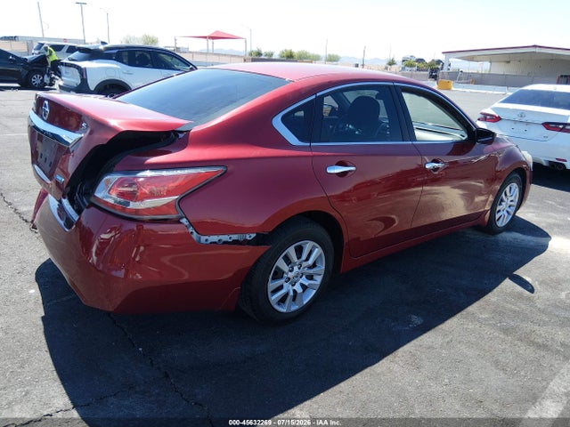 Nissan Altima 2.5 S 2014 1N4AL3AP7EN210667 Image 4