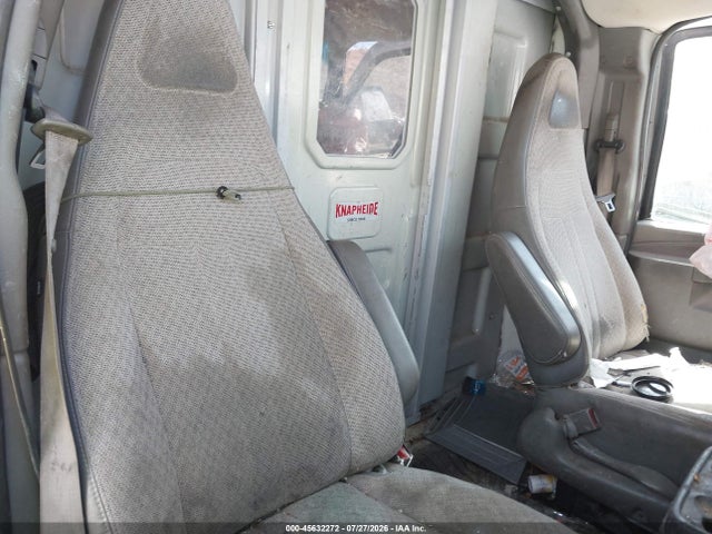 Chevrolet Express Cutaway Work Van 2017 1GB0GRFG0H1154416 Image 6
