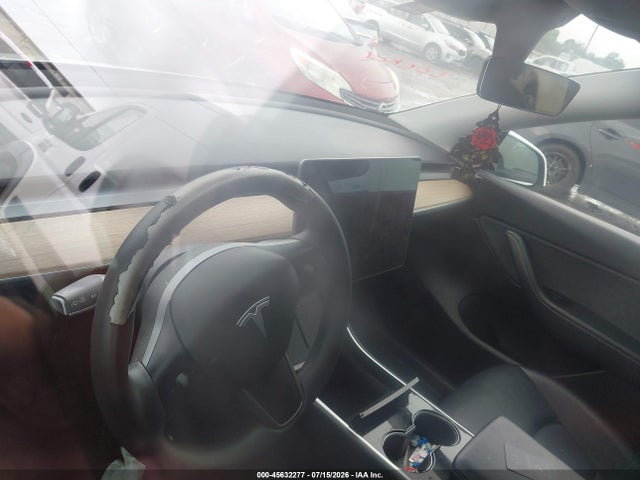 45632277 :رقم المزاد ، 5YJYGDEE7MF082164 vin ، 2021 Tesla Model Y Long Range Dual Motor All-wheel Drive مزاد بيع