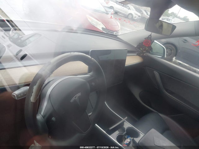 45632277 :رقم المزاد ، 5YJYGDEE7MF082164 vin ، 2021 Tesla Model Y Long Range Dual Motor All-wheel Drive مزاد بيع