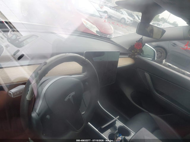 45632277 :رقم المزاد ، 5YJYGDEE7MF082164 vin ، 2021 Tesla Model Y Long Range Dual Motor All-wheel Drive مزاد بيع