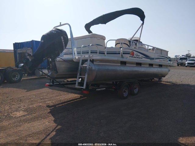 Продажа на аукционе авто 2011 Suntracker Pontoon, vin: BUJ13747L011, номер лота: 45632283