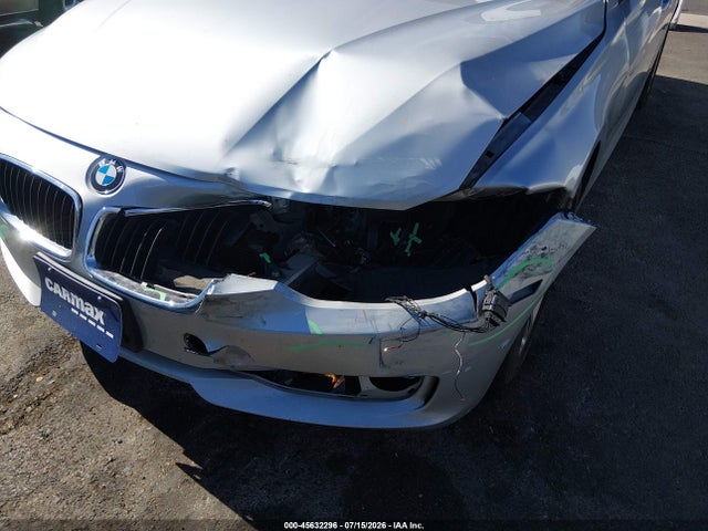WBA3B1G50FNT02024 BMW 320i
