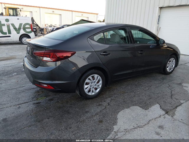 Продажа на аукционе авто 2020 Hyundai Elantra Se, vin: 5NPD74LF5LH602193, номер лота: 45632326