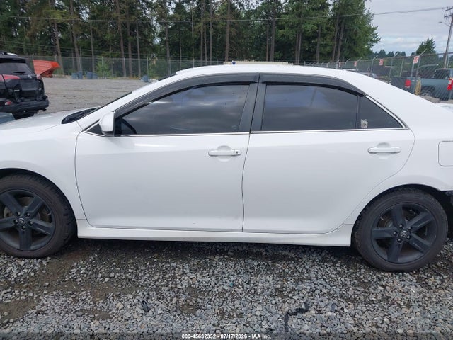 45632332 :رقم المزاد ، 4T1BF1FK3EU401544 vin ، 2014 Toyota Camry Se مزاد بيع
