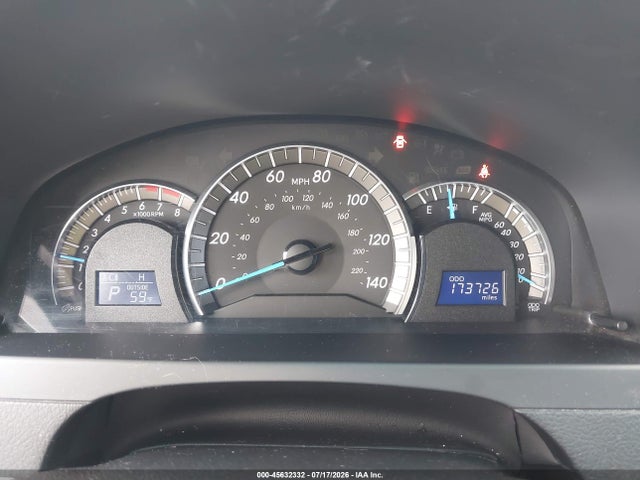 45632332 :رقم المزاد ، 4T1BF1FK3EU401544 vin ، 2014 Toyota Camry Se مزاد بيع