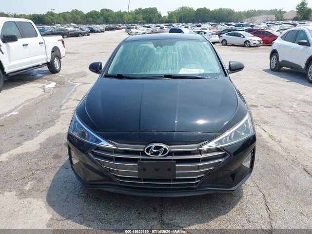 Продажа на аукционе авто 2020 Hyundai Elantra Se, vin: 5NPD74LFXLH606420, номер лота: 45632359