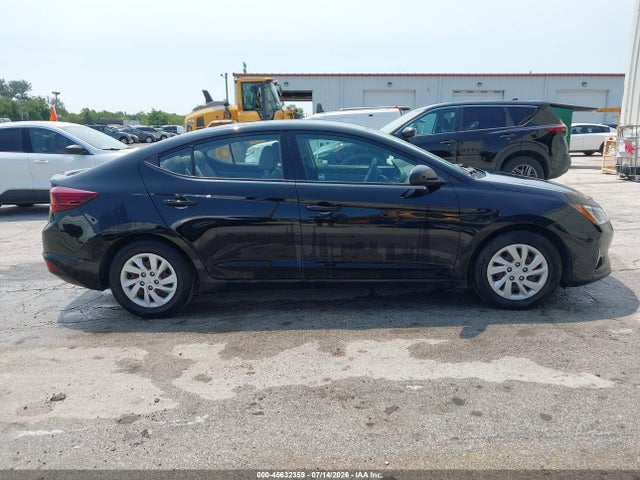 Продажа на аукционе авто 2020 Hyundai Elantra Se, vin: 5NPD74LFXLH606420, номер лота: 45632359