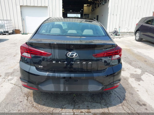 Продажа на аукционе авто 2020 Hyundai Elantra Se, vin: 5NPD74LFXLH606420, номер лота: 45632359