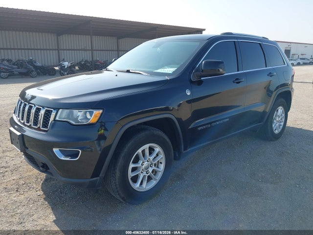 1C4RJFAG9JC381429 Jeep Grand Cherokee Laredo E 4x4