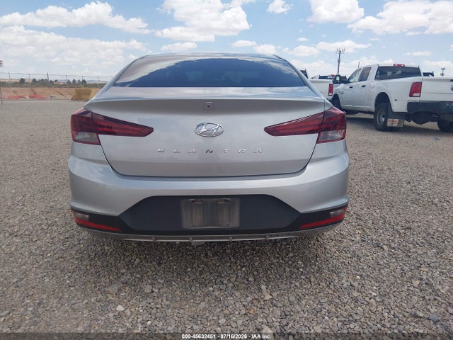 2020 Hyundai Elantra Se მანქანა იყიდება აუქციონზე, vin: 5NPD74LF2LH615984, აუქციონის ნომერი: 45632451