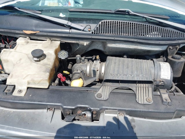 45632466 :رقم المزاد ، 1GDHG31R821195321 vin ، 2002 Gmc Savana Cutaway Standard مزاد بيع