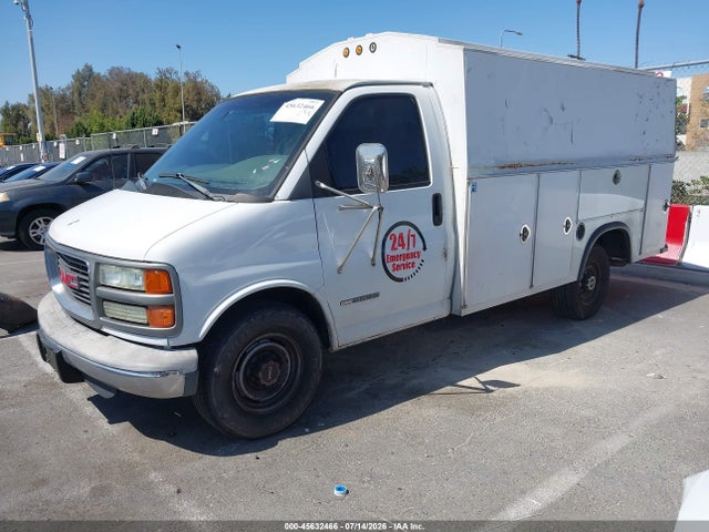 45632466 :رقم المزاد ، 1GDHG31R821195321 vin ، 2002 Gmc Savana Cutaway Standard مزاد بيع