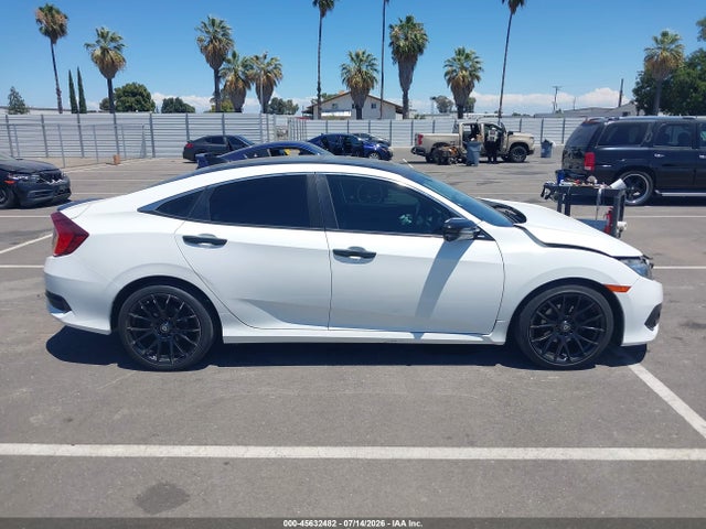 Honda Civic Touring 2017 2HGFC1F96HH637514 Image 13