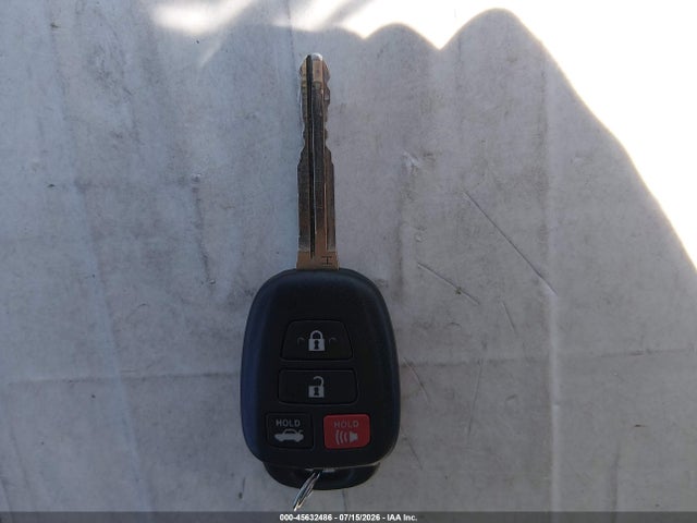 45632486 :رقم المزاد ، 2T1BURHE4EC065819 vin ، 2014 Toyota Corolla Le مزاد بيع