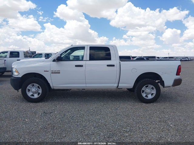 45632511 :رقم المزاد ، 3C63R3CT2JG412581 vin ، 2018 Ram 3500 Tradesman  4x4 6'4 Box مزاد بيع