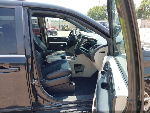 Продаж на аукціоні авто 2018 Dodge Grand Caravan Sxt, vin: 2C4RDGCG9JR264368, номер лоту: 45632531