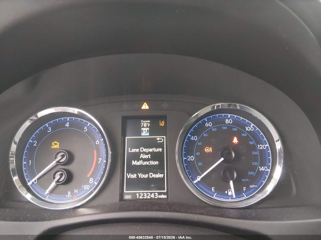 Продажа на аукционе авто 2017 Toyota Corolla Se, vin: 5YFBURHE1HP583388, номер лота: 45632548