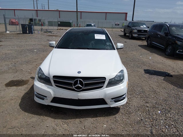 45632637 :رقم المزاد ، WDDGJ4HB5DG090841 vin ، 2013 Mercedes-benz C 250 مزاد بيع
