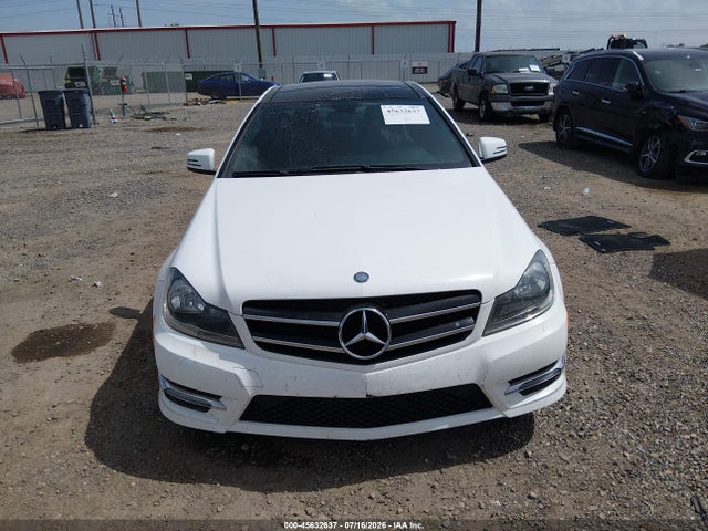 45632637 :رقم المزاد ، WDDGJ4HB5DG090841 vin ، 2013 Mercedes-benz C 250 مزاد بيع