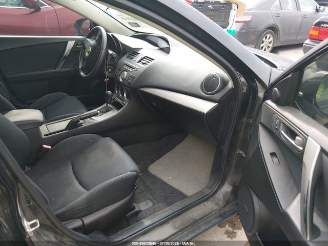 2011 Mazda Mazda3 მანქანა იყიდება აუქციონზე, vin: JM1BL1U52B1470314, აუქციონის ნომერი: 45632645