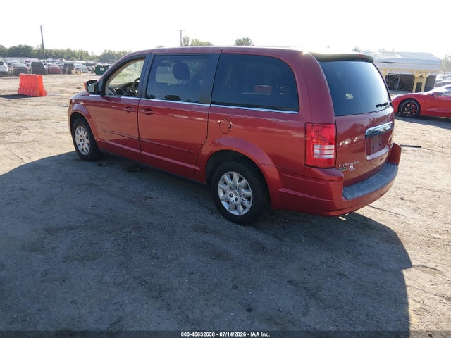 45632658 :رقم المزاد ، 2A4RR4DE3AR241725 vin ، 2010 Chrysler Town & Country Lx مزاد بيع