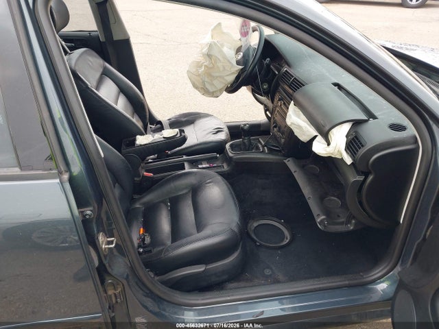 Продажа на аукционе авто 2000 Volkswagen Passat Gls, vin: WVWMA23B2YP165901, номер лота: 45632671