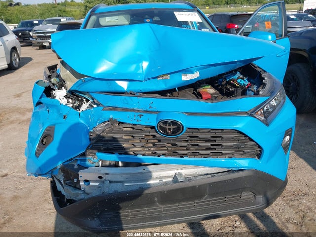 2021 Toyota Rav4 Xle Premium მანქანა იყიდება აუქციონზე, vin: 2T3C1RFV7MW151291, აუქციონის ნომერი: 45632678
