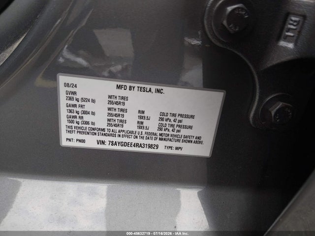 2024 Tesla Model Y Long Range Dual Motor All-wheel Drive მანქანა იყიდება აუქციონზე, vin: 7SAYGDEE4RA319829, აუქციონის ნომერი: 45632719