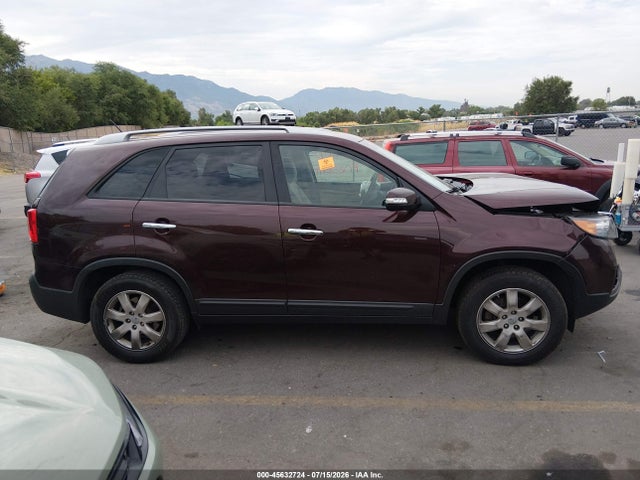 Auction sale of the 2013 Kia Sorento Lx V6, vin: 5XYKT4A24DG383853, lot number: 45632724