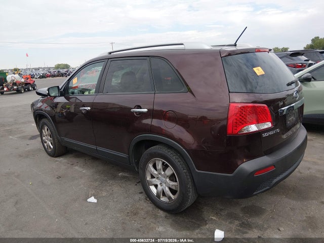 Auction sale of the 2013 Kia Sorento Lx V6, vin: 5XYKT4A24DG383853, lot number: 45632724