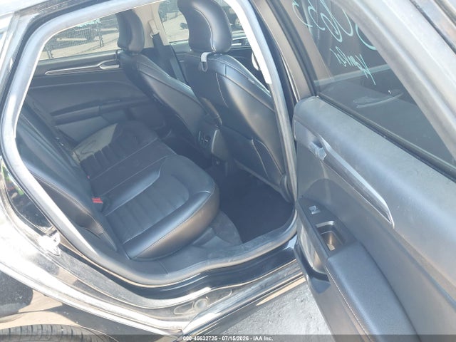 3FA6P0H94HR207646 Ford FUSION SE