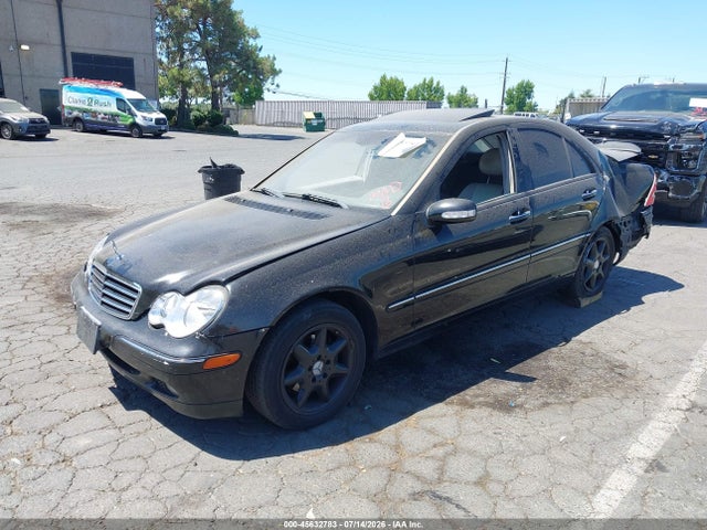 45632783 :رقم المزاد ، WDBRF61J24F547627 vin ، 2004 Mercedes-benz C 240 مزاد بيع