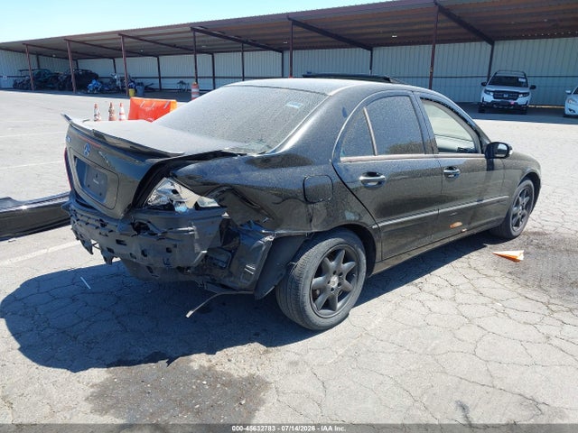 45632783 :رقم المزاد ، WDBRF61J24F547627 vin ، 2004 Mercedes-benz C 240 مزاد بيع