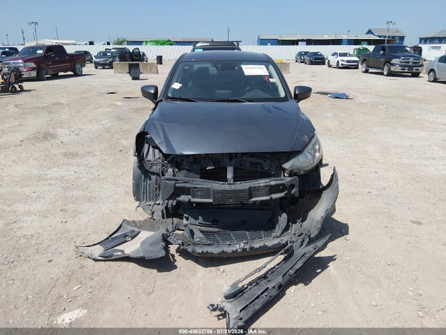 45632786 :رقم المزاد ، 3MYDLBYV7HY182562 vin ، 2017 Toyota Yaris Ia مزاد بيع