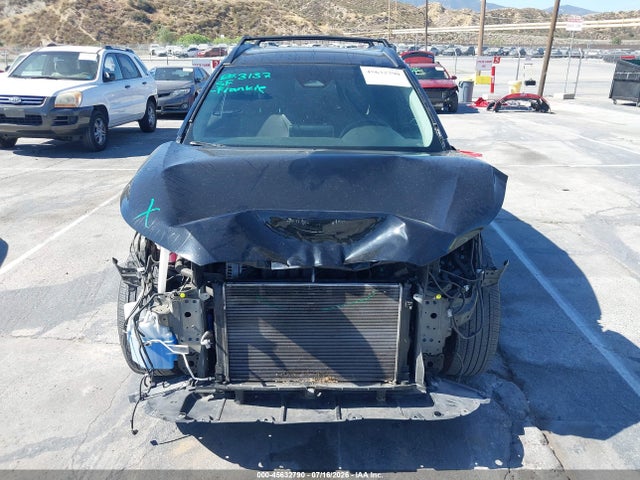 45632790 :رقم المزاد ، 7MUEAAAG9PV059579 vin ، 2023 Toyota Corolla Cross Xle مزاد بيع