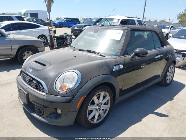 2015 Mini Convertible Cooper S მანქანა იყიდება აუქციონზე, vin: WMWZP3C57F2A91602, აუქციონის ნომერი: 45632824